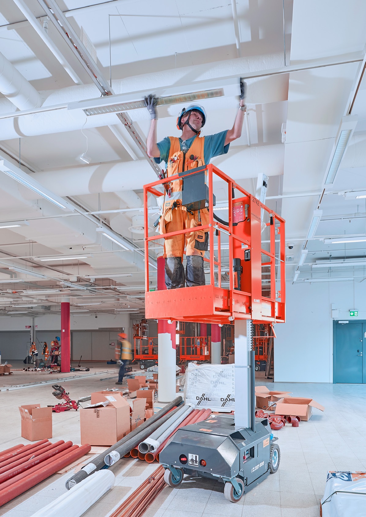 01. Leonardo HD at work